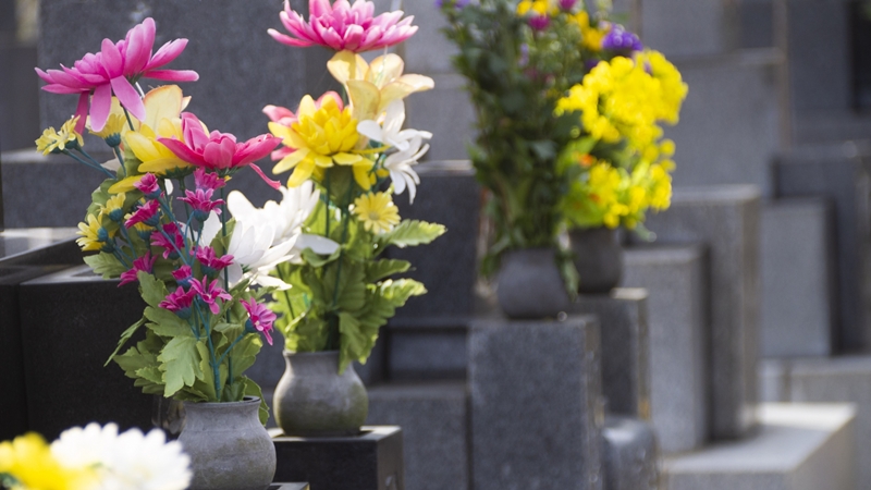 お墓を探すときの問題点と対処法